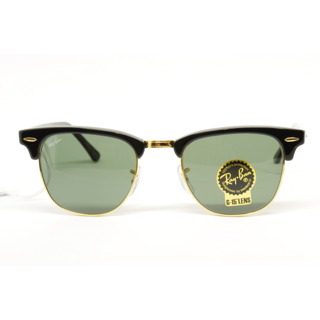 Ray-Ban Mod.3016 Clubmaster col. W0365 è un occhiale da sole in metallo oro e celluloide nero e calibro 49.