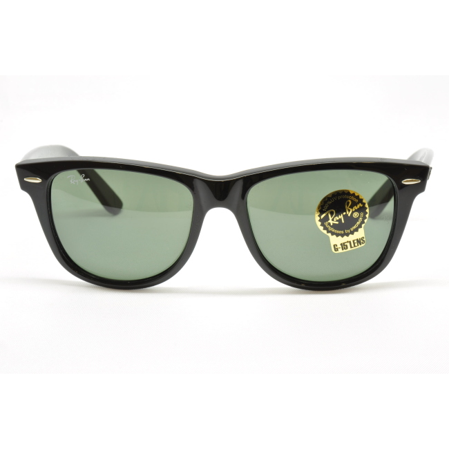 Ray-Ban RB 2140 WAYFARER col. 901 è un occhiale da sole in acetato nero lucido e calibro 50.