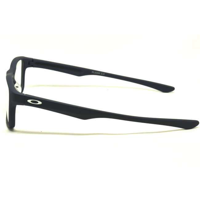 Oakley OX 8081 PLANK 2.0 col. 03 è una montatura da vista in acetato blu gommato e calibro 53.