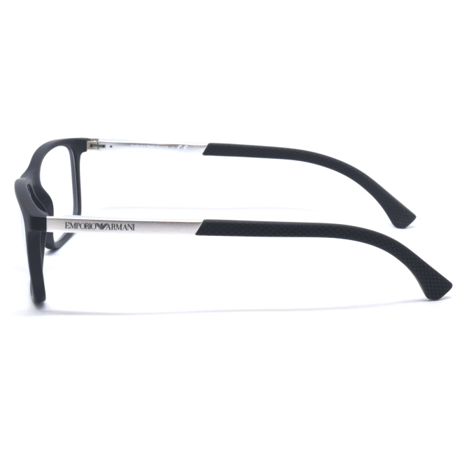 Emporio Armani EA 3069 col. 5063 è una montatura da vista da uomo in acetato nero gommato, dalla forma rettangolare e calibro 55.