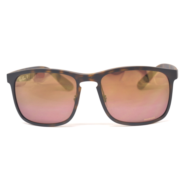 Ray-Ban RB 4264 CHROMANCE col. 894/6B è un occhiale da sole in acetato marrone tartarugato satinato e calibro 58.