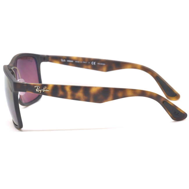 Ray-Ban RB 4264 CHROMANCE col. 894/6B è un occhiale da sole in acetato marrone tartarugato satinato e calibro 58.