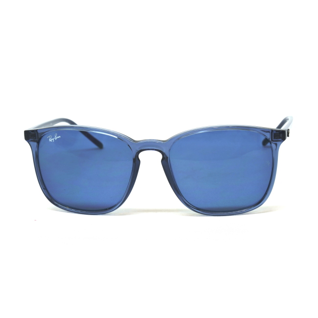 Ray-Ban RB 4387 col. 6399/80 è un occhiale da sole in acetato blu trasparente e calibro 56.