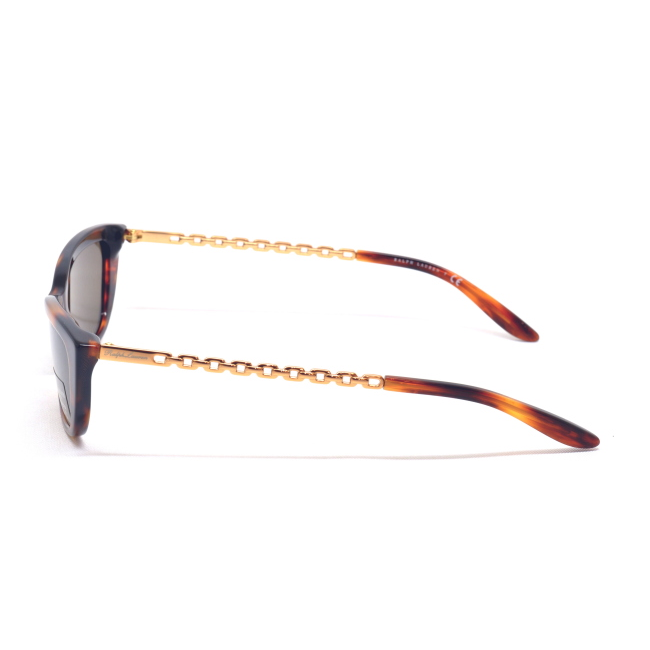 Ralph Lauren RL 8173 col. 5007/73 è un occhiale da sole in acetato marrone tartarugato e calibro 55.