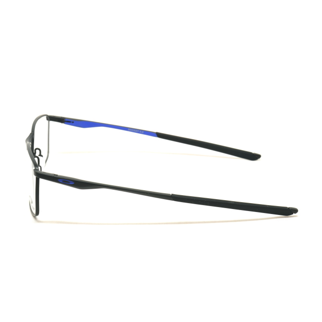 Oakley Vista OX 3217 0455 SOCKET 5.0 col. 04 è una montatura da vista in metallo nero satinato e calibro 55.