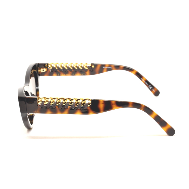Stella McCartney SC 0193 S col. 002 è un occhiale da sole in acetato marrone tartarugato e calibro 49.