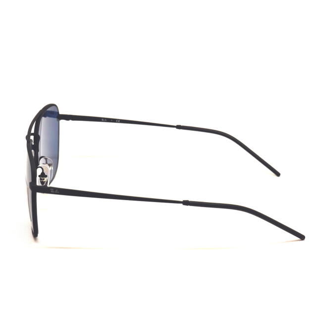 Ray-Ban RB 3588 col. 9014/80 è un occhiale da sole in acetato nero satinato e calibro 55.