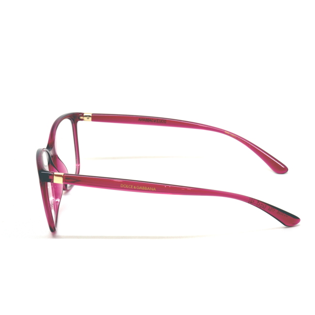 Dolce & Gabbana DG 5026 col. 1754 è una montatura da vista in acetato ciliegia scura trasparente e calibro 54.