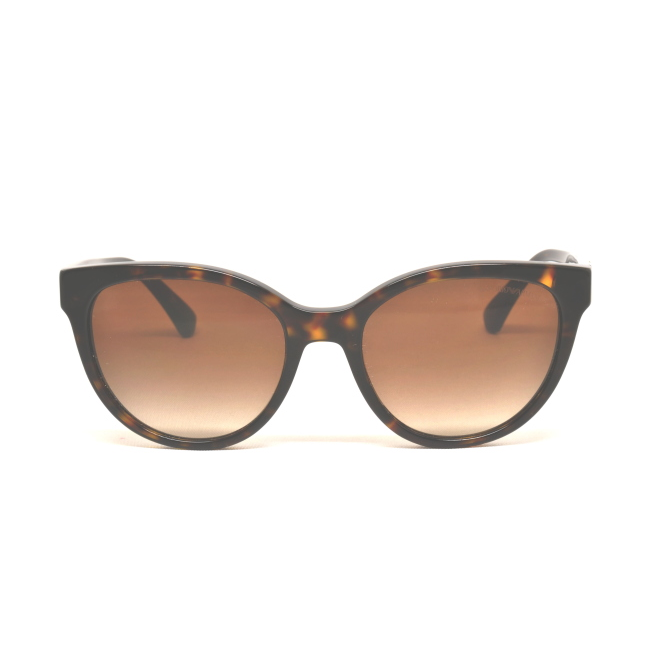 Emporio Armani EA 4140 col. 5089/13 è un occhiale da sole in acetato marrone tartarugato e calibro 55.