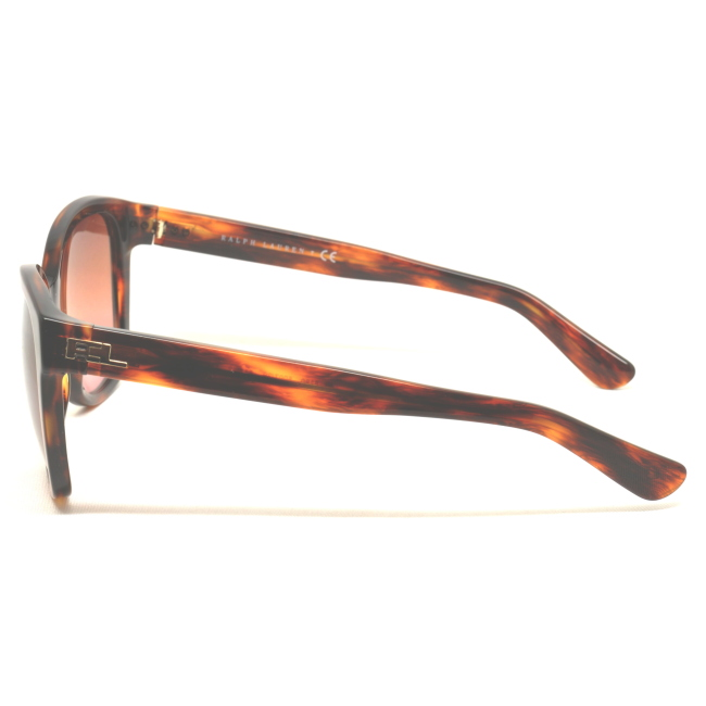 Ralph Lauren RL 8180 col. 5007/39 è un occhiale da sole in acetato marrone striato e calibro 54.