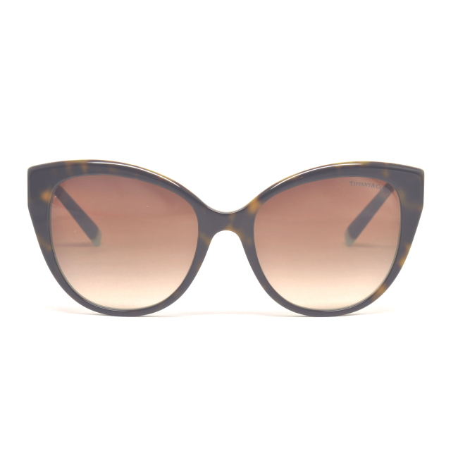 Tiffany & Co. TF 4166 col. 8134/3B è un occhiale da sole in acetato marrone tartarugato interno verde tiffany e calibro 55.