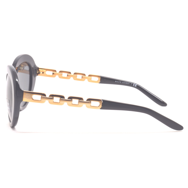 Ralph Lauren RL 8183 col. 5001/87 è un occhiale da sole in acetato nero lucido e calibro 52.