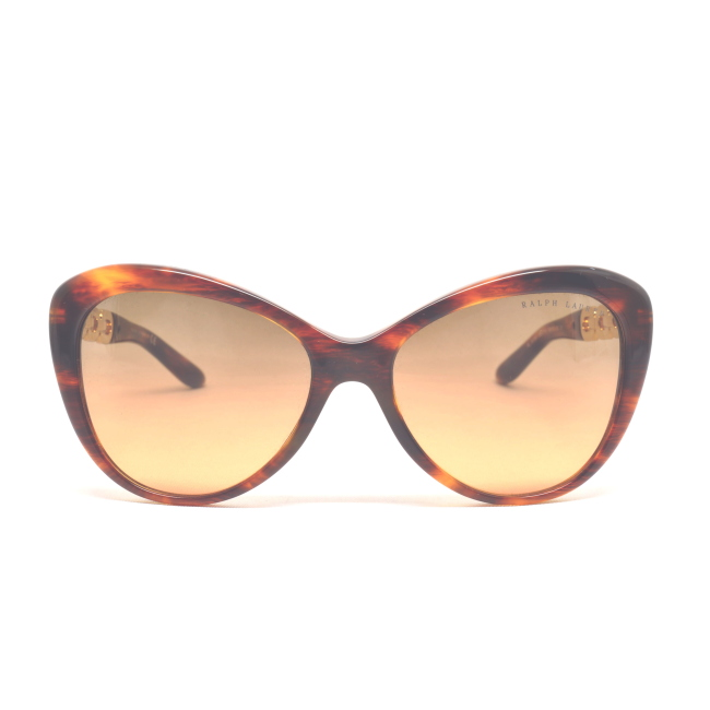 Ralph Lauren RL 8184 col. 5007/18 è un occhiale da sole in acetato marrone tartarugato e calibro 56.