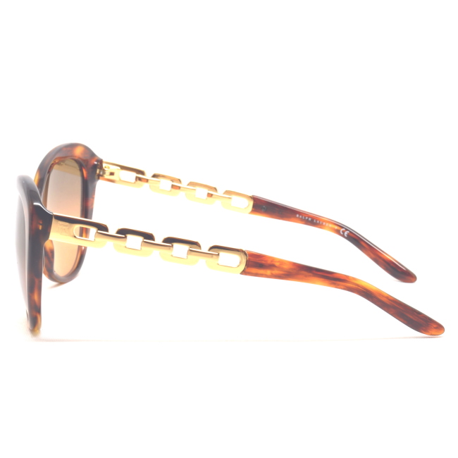 Ralph Lauren RL 8184 col. 5007/18 è un occhiale da sole in acetato marrone tartarugato e calibro 56.