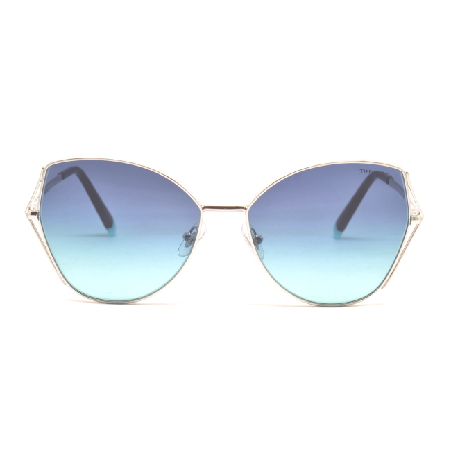 Tiffany & Co. 3072 SOLE col. 60019S è un occhiale da sole in metallo e calibro 59.
