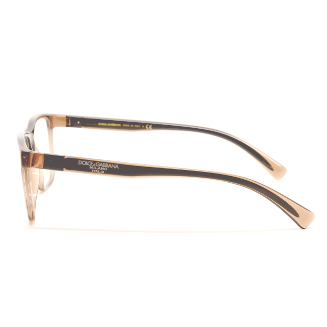 Dolce & Gabbana DG 5053 col. 3259 è una montatura da vista in acetato nero e marrone trasparente e calibro 56.