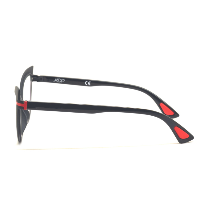 Airdp Style FRANCY col. C50 è una montatura da vista in acetato nera satinata con aste lucide neri e calibro 51.