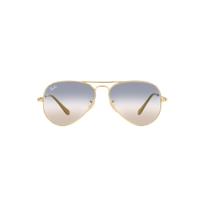 Ray-Ban RB 3689 col. 001/GD è un occhiale da sole in metallo oro e calibro 58.