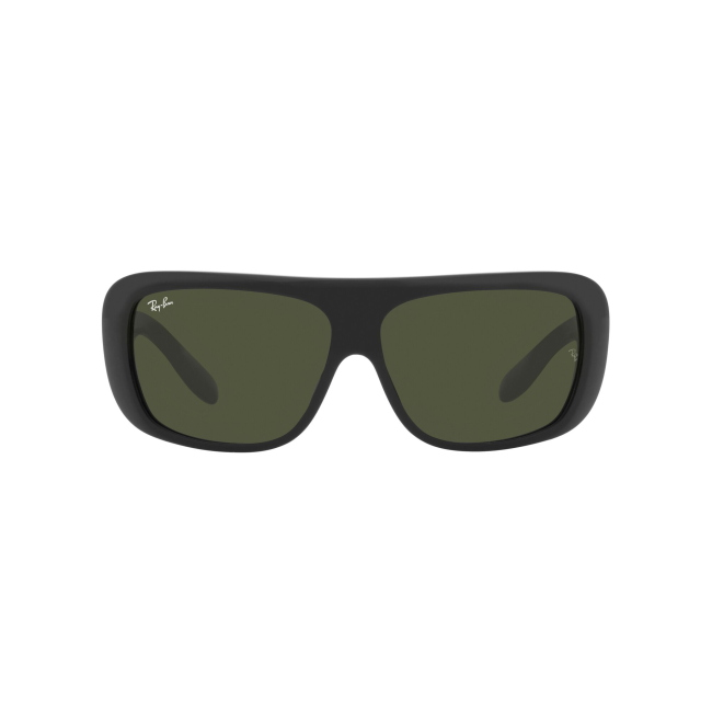 Ray-Ban RB 2196 col. 901/31 è un occhiale da sole in acetato nero lucido e calibro 64.