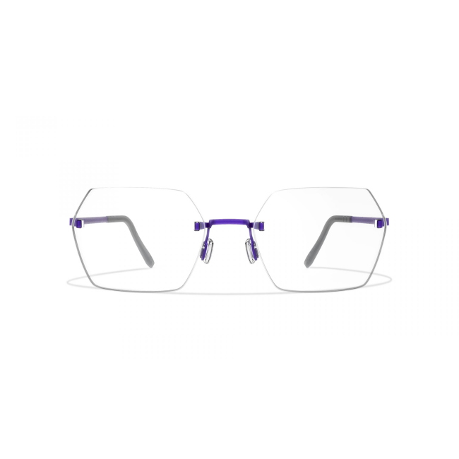 BLACKFIN BF 941 AERO A-N col. 1369 è una montatura da vista in titanio viola satinato.