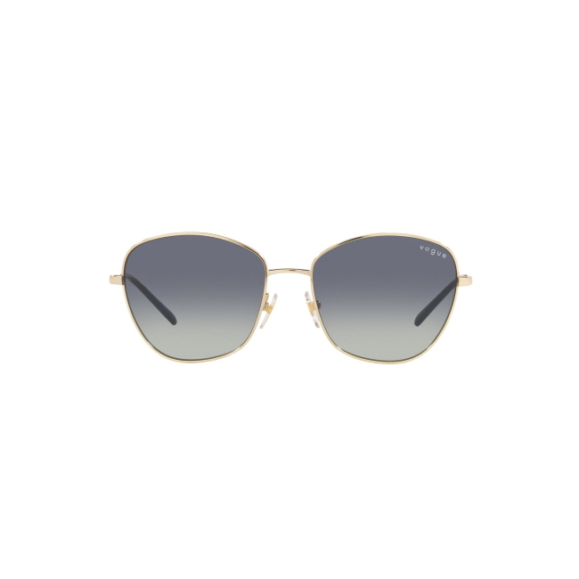 Vogue VO 4232 S col. 848/4L è un occhiale da sole in metallo oro chiaro e calibro 53.