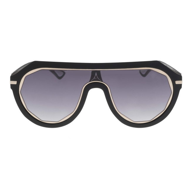 Airdp Style LION XS col. c1 è un occhiale da sole in acetato nera satinata con aste lucide neri e calibro 127.