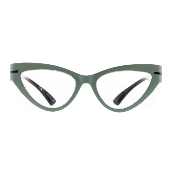 Airdp Style ANGELINA col. c711 è un occhiale da sole in acetato verde oliva satinato e calibro 53.