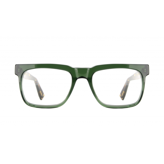 Vanni Uomo V2116 col. A19 è una montatura da vista in acetato verde trasparente e calibro 53.