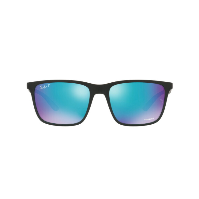 Ray-Ban RB 4385 LITEFORCE CHROMANCE col. 601S/A1 è un occhiale da sole in acetato nero satinato e calibro 58.