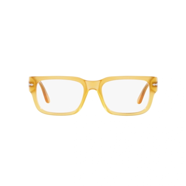 Persol PO 3315 V col. 204 è una montatura da vista in acetato miele e calibro 55.