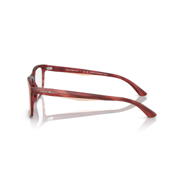 Emporio Armani EA 3227 col. 6053 è una montatura da vista da uomo in bordo' striato bordeaux, dalla forma pillow e calibro 56.