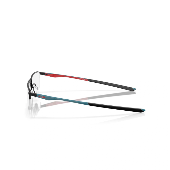 Oakley Vista OX 3218-1454 SOCKET 5.5 col. 14 è una montatura da vista in metallo nero satinato e calibro 54.