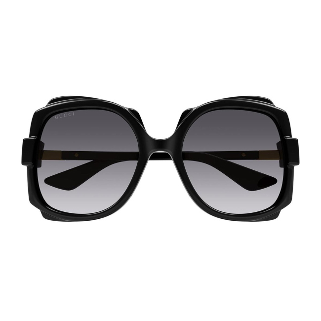 Gucci GG 1431 S col. 001 è un occhiale da sole in acetato nero lucido e calibro 57.