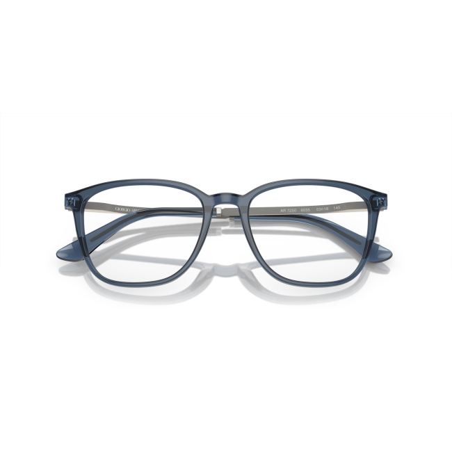 Giorgio Armani AR 7250 col. 6035 è una montatura da vista in acetato blu trasparente e calibro 53.