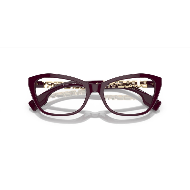 Burberry BE 2392 col. 3979 è una montatura da vista in acetato bordeaux bordeaux e calibro 54.