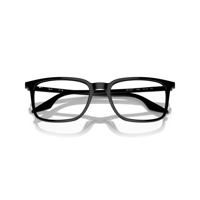 Ray-Ban RB 5421 col. 2000 è una montatura da vista in acetato nero lucido e calibro 53.
