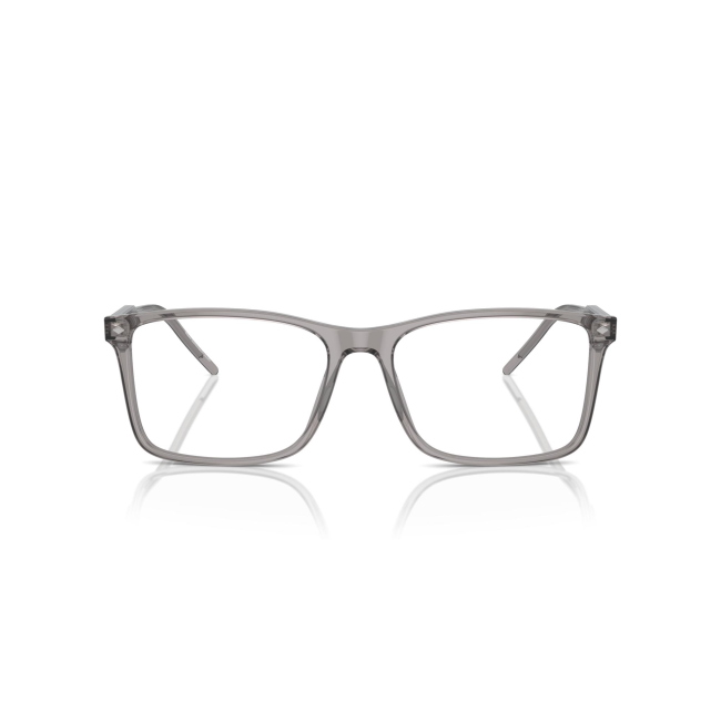 Giorgio Armani AR 7258 col. 6070 è una montatura da vista in acetato grigia trasparente e calibro 57.