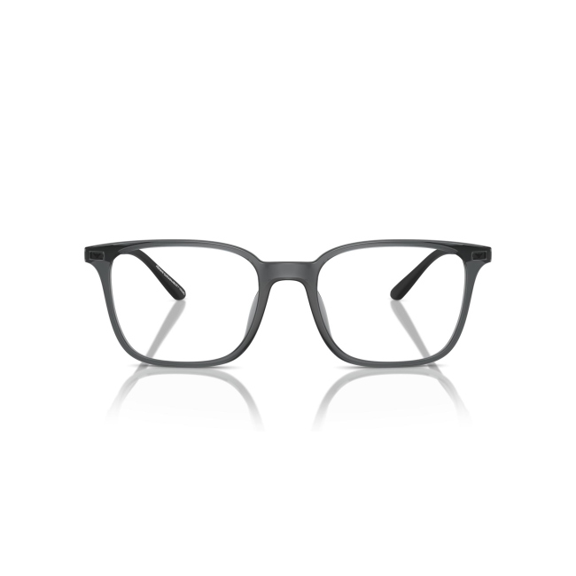 Emporio Armani EA 3242U col. 6106 è una montatura da vista da uomo in acetato nero trasparente brillante e nero satinato, dalla forma squadrata e calibro 54.