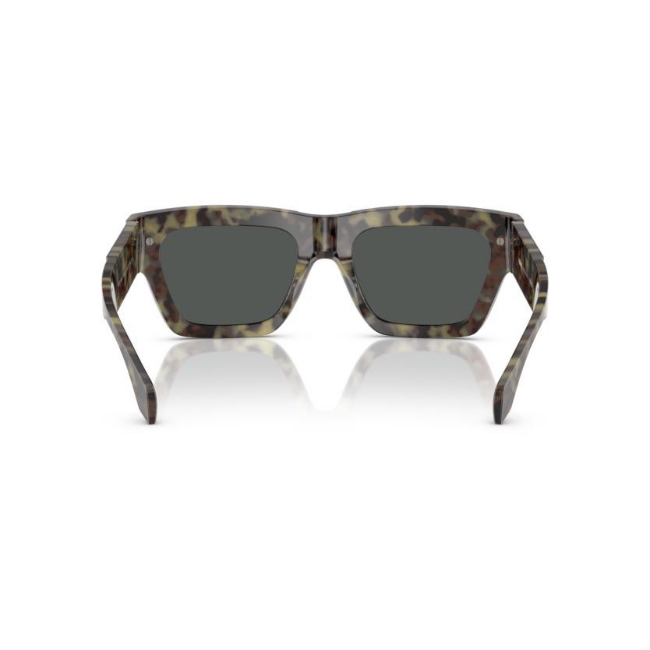 VERSACE VE4464 col. 545687 è un occhiale da sole da uomo in acetato, dalla forma rettangolare e calibro 55.