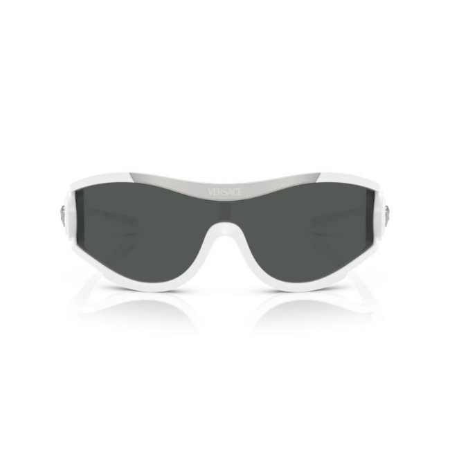VERSACE VE4475 col. 314/87 è un occhiale da sole da donna in iniettato, dalla forma irregolare e calibro 42.