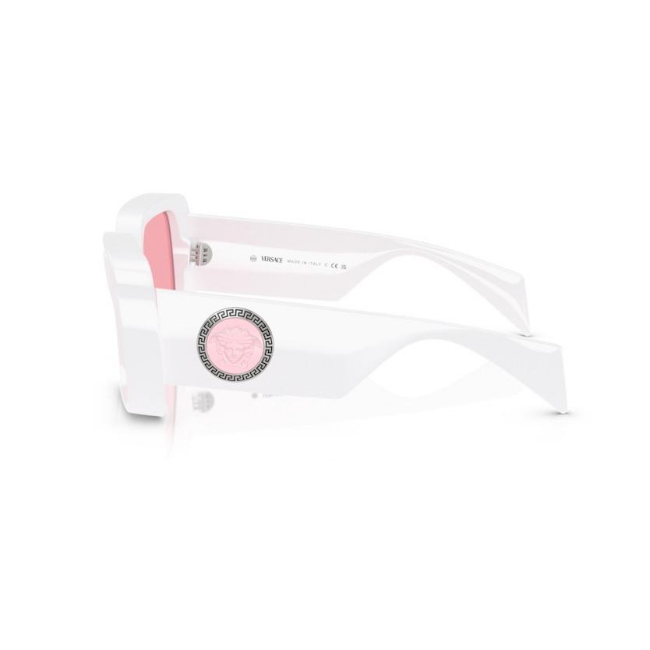 VERSACE VE4473U col. 314/84 è un occhiale da sole da donna in iniettato, dalla forma squadrata e calibro 54.