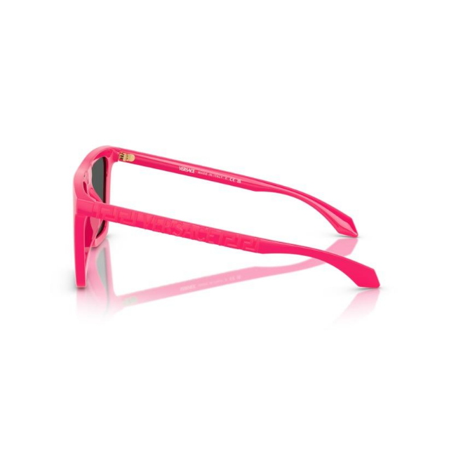 VERSACE VE4468U col. 544887 è un occhiale da sole da uomo in nylon, dalla forma rettangolare e calibro 53.