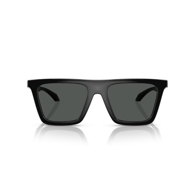 VERSACE VE4468U col. GB1/87 è un occhiale da sole in nylon e calibro 53.