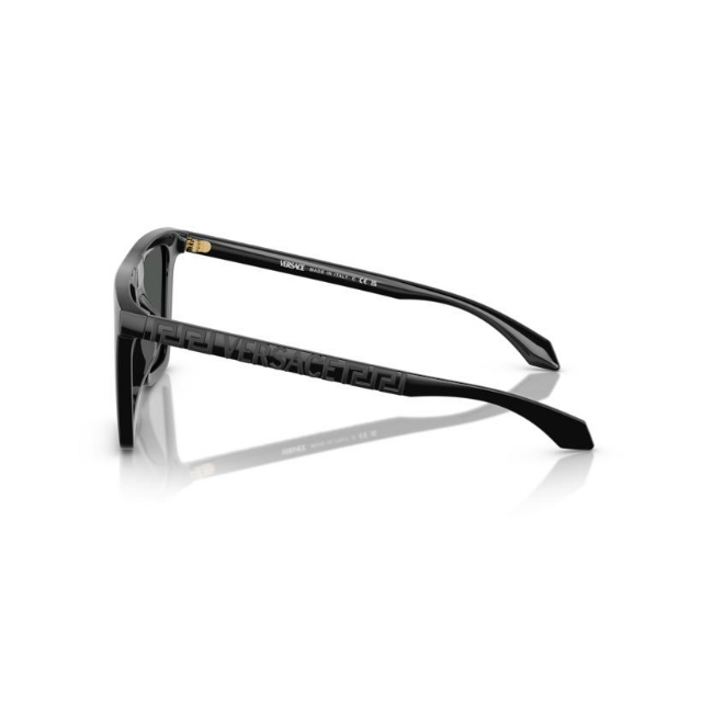 VERSACE VE4468U col. GB1/87 è un occhiale da sole in nylon e calibro 53.