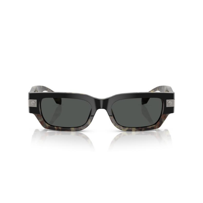 VERSACE VE4465 col. 545687 è un occhiale da sole da uomo in acetato, dalla forma rettangolare e calibro 53.