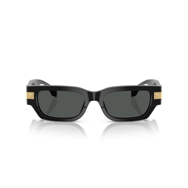 VERSACE VE4465 col. GB1/87 è un occhiale da sole da uomo in acetato, dalla forma rettangolare e calibro 53.