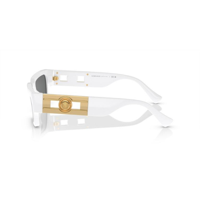 VERSACE VE4459 col. 314/87 è un occhiale da sole da donna in acetato, dalla forma rettangolare e calibro 54.