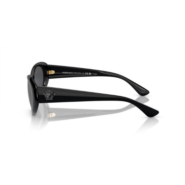 VERSACE VE4455U col. GB1/87 è un occhiale da sole in iniettato e calibro 53.