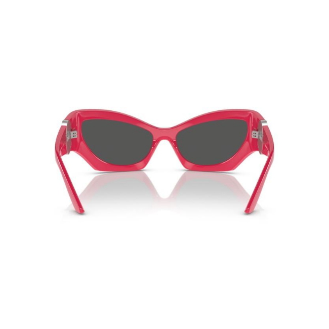 VERSACE VE4450 col. 541787 è un occhiale da sole da donna in iniettato, dalla forma cat eye e calibro 60.