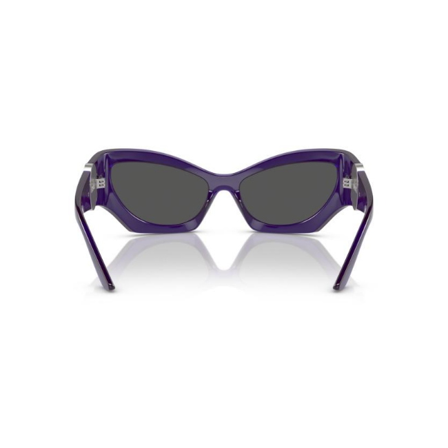 VERSACE VE4450 col. 541987 è un occhiale da sole da donna in iniettato, dalla forma cat eye e calibro 60.